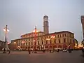 Piazza Aurelio Saffi: Il Palazzo Comunale