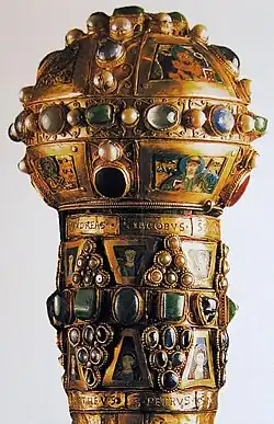 Ferula di san Pietro (pomello) - Reliquia del X secolo conservata nel tesoro del duomo di Limburg (Germania)