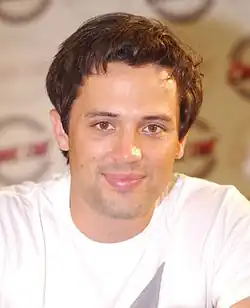Stephen Colletti interpreta Chase Adams