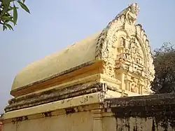Resti della sala chaitya nel tempio Chejarla Kapoteswara.