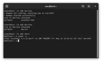 Avvio del server ADB nel GNOME Terminal, che quindi rileva i dispositivi. Successivamente, viene aperta una shell sul dispositivo in debug per eseguire il comando uname