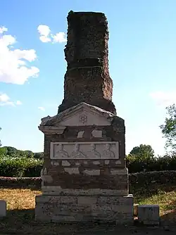 Tomba del frontespizio