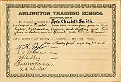 Diploma del 1915 rilasciato dalla Arlington Training School