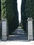 Viale di accesso al castello