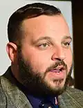 Daniel Franzese interpreta Eddie