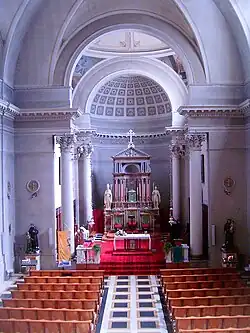 Interno della chiesa di S. Biagio.