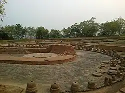 Resti scavati di un chaitya strutturale a Lalitgiri, Odisha, India