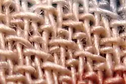 Trama di una gonna in rayon, gonna fotografata con macroobiettivo.