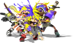 Rendering che mostra due Inkling ed un Octoling scontrarsi fra loro. L'Inkiling dalle fattezze femminili a sinistra possiede un arco come arma ed ha un lungo tentacolo giallo sulla testa che funge da capelli; in basso il secondo Inkling dalle fattezze maschili è abbassato ed una capigliatura corta, porta con sé un'arma simile ad una pistola ad acqua; infine l'Octoling a destra dalle fattezze maschili ha carnagione scura e dei tentacoli corti che fungono da capelli, al contrario degli Inkling le ventose sono all'esterno, porta con sé infine un pistola leggermente più grande della sua testa. In mezzo allo scontro c'è un miscuglio di inchiostro blu e giallo.
