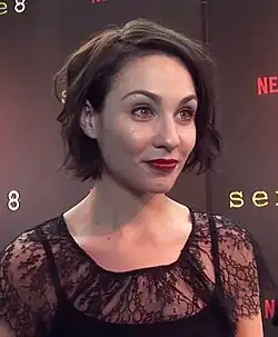Tuppence Middleton interpreta Riley Blue