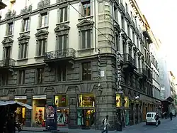 Angolo con via degli Speziali