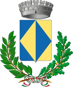 Partito d'azzurro e d'oro, alla losanga confinante dell'uno all'altro (Istrana)