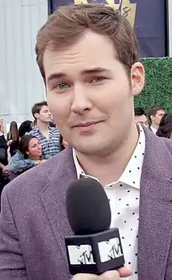 Justin Prentice interpreta Bryce Walker