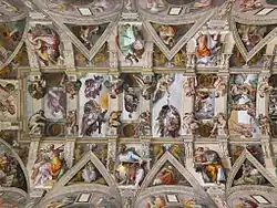Parte del soffitto della Cappella Sistina nella Città del Vaticano a Roma, che mostra il soffitto in relazione agli altri affreschi