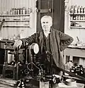 Thomas Edison nel suo laboratorio, 1901