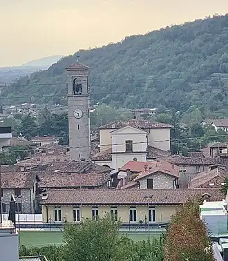 Parrocchia San Giorgio e case circostanti