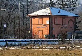Fermata di Sant'Anna-Robella