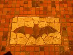 Mosaico di pipistrelli (1902–06), Rotunda, Pennsylvania State Capitol, Harrisburg, Pennsylvania.
