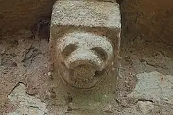 Modiglione romanico (inizio XII secolo a Coust nel Berry)