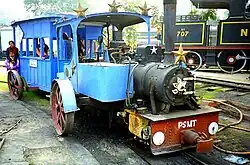 Locomotiva e carrozza al National Rail Museum.