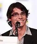 RJ Mitte interpreta Walter White Jr.