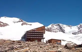Il rifugio Quintino Sella al Felik.