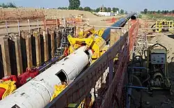 Direct Pipe: postazione di spinta con TBM in allestimento