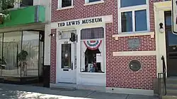 Ted Lewis Museum al 133 di West Main Street a Circleville, Ohio.