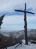 Veduta della Val di Chio innevata dall'eremo di San Lorenzo