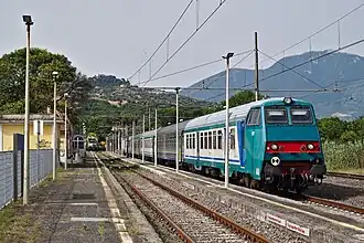 Convoglio della FL2 in sosta nella stazione di Guidonia