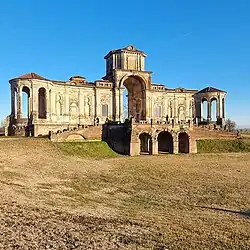 Costruzione barocca adiacente al parco denominata "Palazzo del Tè" o "Palazzina della caccia"
